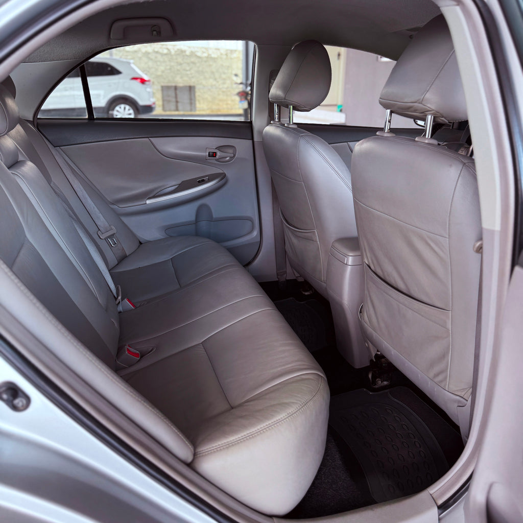 Toyota Corolla 1.8 GLi Automático